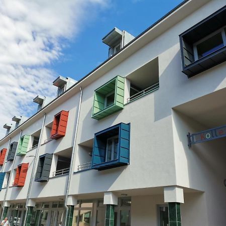 Antracit Apartman - Free Parking Pécs Eksteriør bilde
